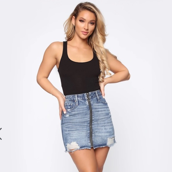 American Bazi Dresses & Skirts - NWT: Denim skirt Fashion nova